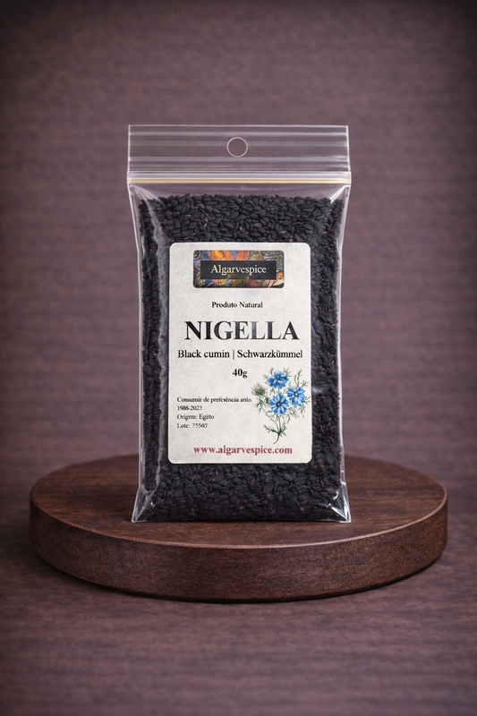 Nigella (Schwarzkümmel)